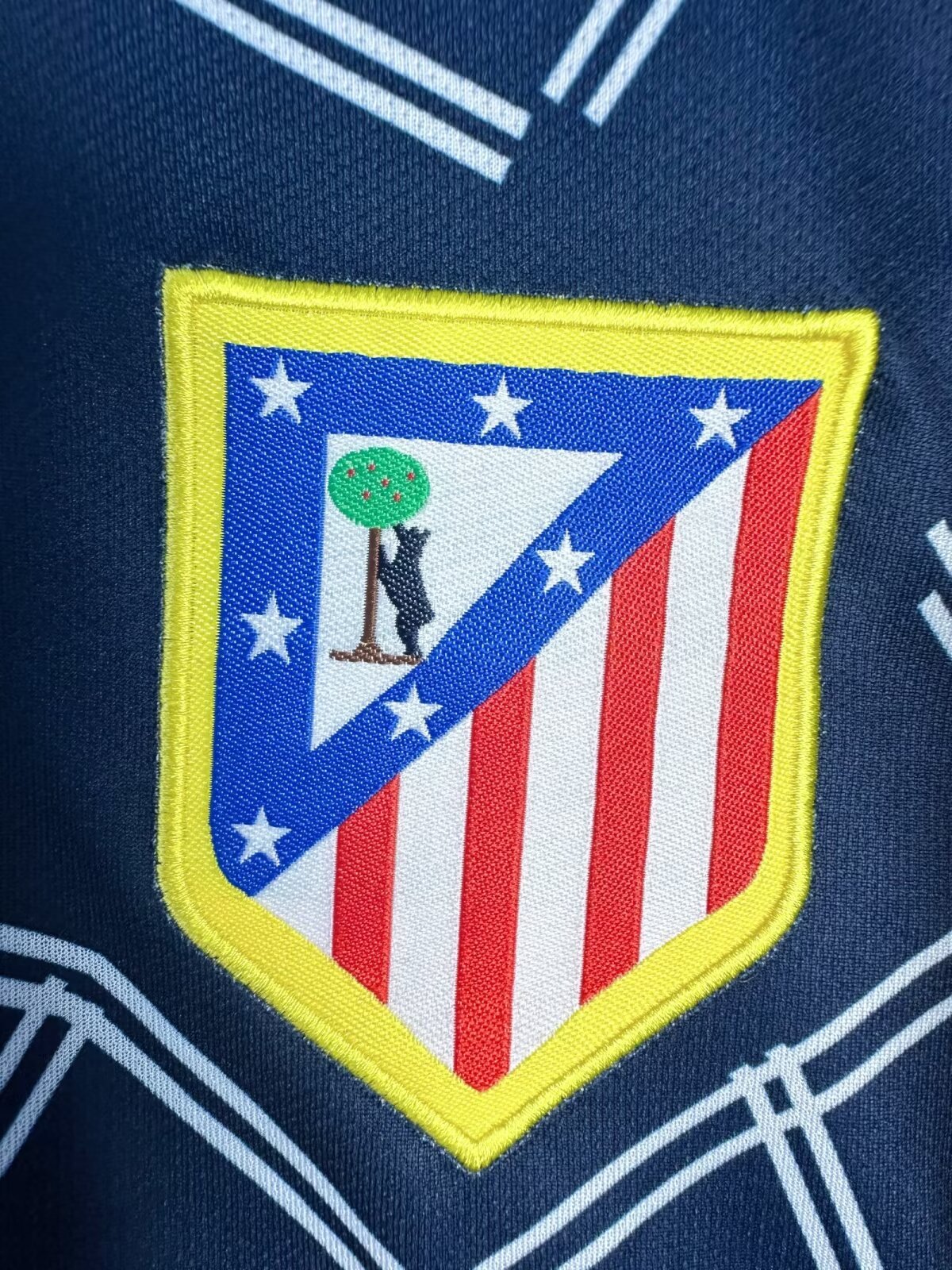 قميص كرة قدم كلاسيكي Atletico Madrid 2004-05 — خارجي, كم طويل 3
