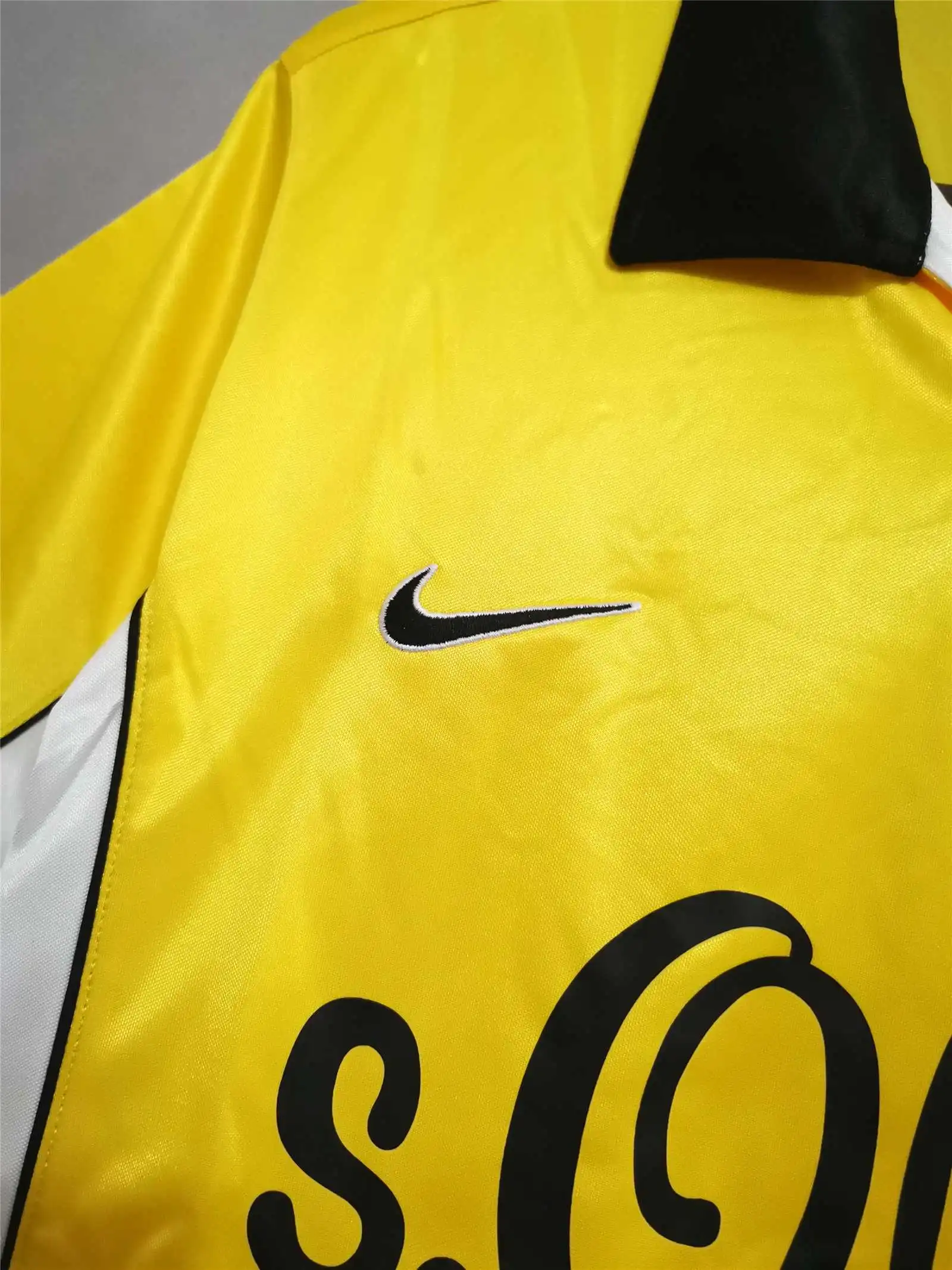 Camiseta de fútbol Retro Borussia Dortmund 98-99 — Local 5